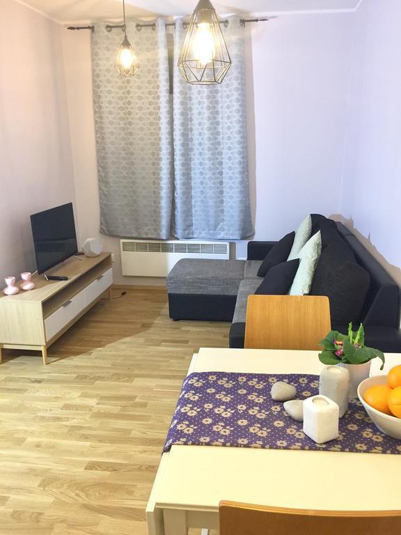 Suur-Ameerika Apartment タリン エクステリア 写真